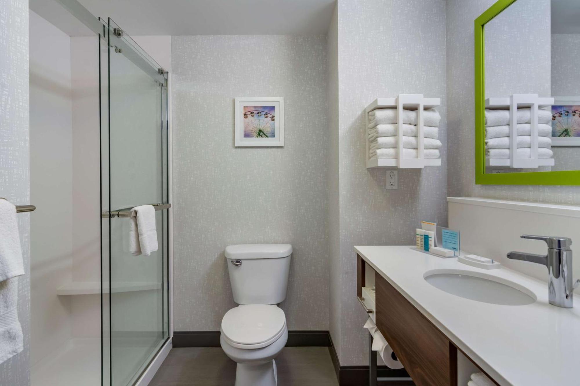 Hampton Inn & Suites Edmonton/West Экстерьер фото